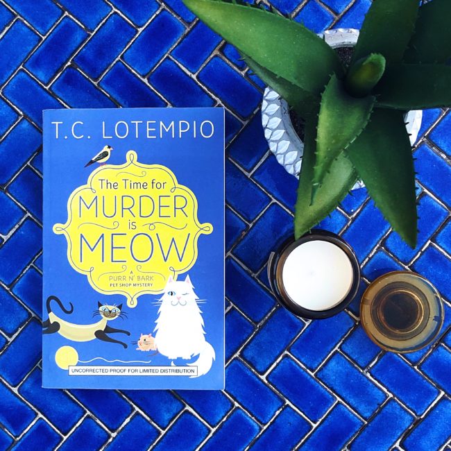 BOOK REVIEW: The Time for Murder is Meow by T. C. LoTempio @RoccoBlogger @midnightinkbook @kayepublicity