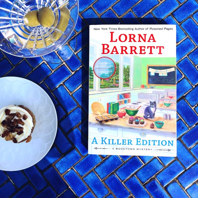 BOOK REVIEW: A Killer Edition by Lorna Barrett @lornabarrett @berkleypub #akilleredition #booktownmystery